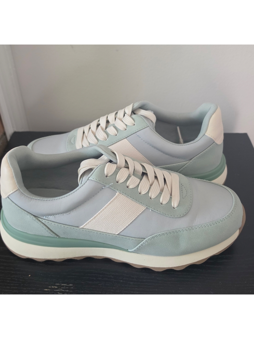 Dolce Vita Zazzle Women’s 7.5 – Mint Green Cream Chunky Platform Sneakers – EUC